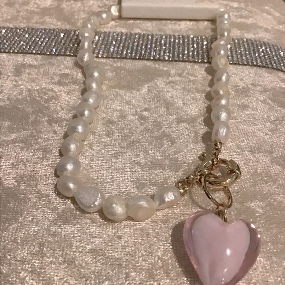 Besutiful Pearl necklace with pink heart new - Picture 3 of 3